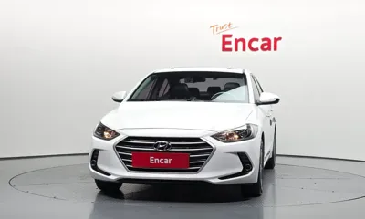 Hyundai Avante 2016, 186134 км, за 4169.38 USD