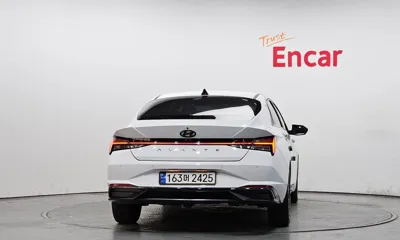 Hyundai Avante 2021, 136304 км, за 10245.91 USD