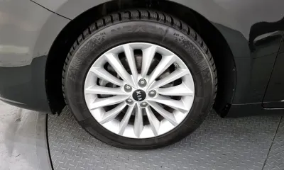 Kia K7 2016, 140098 км, за 5846.03 USD