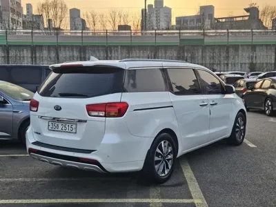 Kia Canival 2015, 223250 км, за 4886 USD