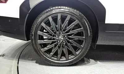 Hyundai Santafe 2024, 37655 км, за 23631.35 USD