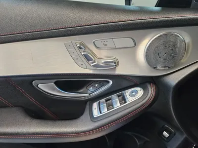 Mercedes-Benz GLC-Class 2017, 45343 км, за 24484.71 USD - фото 12