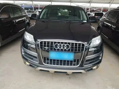 Audi Q7 2015, 180900 км, за 14180.43 USD