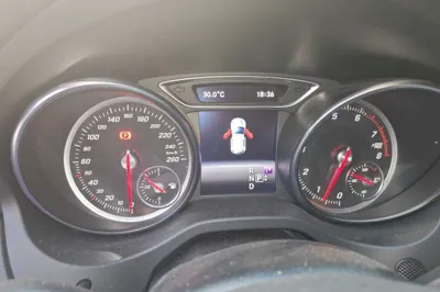 Mercedes-Benz GLA 2018, 119700 км, за 9675 USD - фото 11