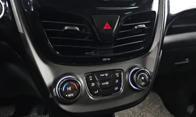 ChevroletGMDaewoo Spark 2019, 110952 км, за 3741.63 USD - фото 19