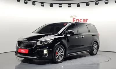 Kia Canival · 2020 год