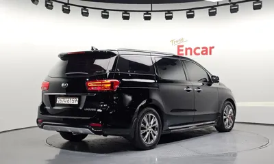 Kia Canival 2020, 103237 км, за 12251.65 USD