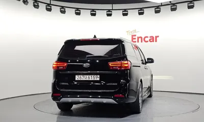 Kia Canival 2020, 103237 км, за 12251.65 USD