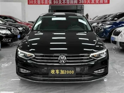 Volkswagen Magotan · 2022 год