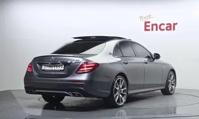 Mercedes-Benz E-Class 2017, 139181 км, за 19957.09 USD
