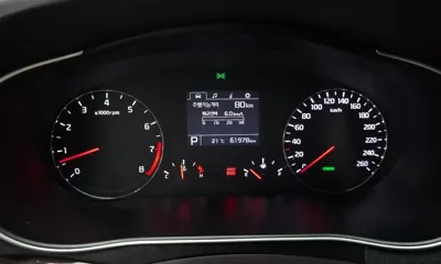 Kia K7 2015, 61978 км, за 6180.07 USD - фото 8