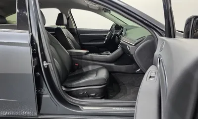 Hyundai Sonata 2023, 56970 км, за 18735.38 USD - фото 26