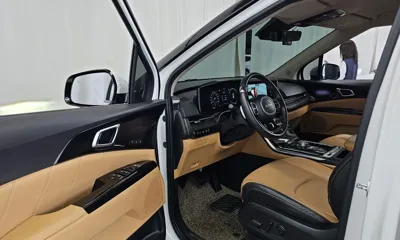 Kia Canival 2023, 41274 км, за 17657.87 USD - фото 10