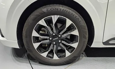 Kia Canival 2023, 15973 км, за 27588.01 USD