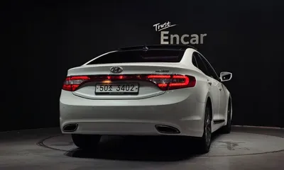 Hyundai Grandeur 2013, 128899 км, за 5222.11 USD