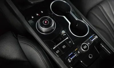 Kia K5 2025, 26121 км, за 18642.51 USD - фото 9
