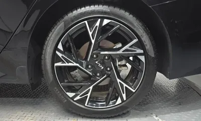 Kia K5 2025, 26121 км, за 18642.51 USD - фото 21