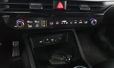Kia K5 2025, 26121 км, за 18642.51 USD - фото 31