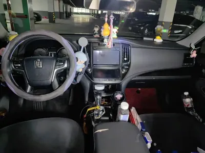 Toyota Crown 2016, 123300 км, за 11992.12 USD - фото 13
