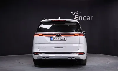 Kia Canival 2023, 68339 км, за 18851.97 USD