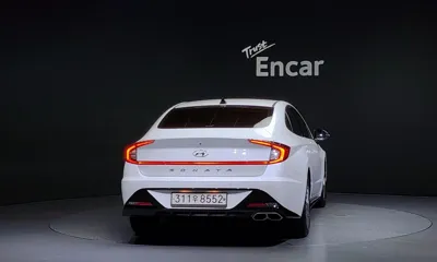 Hyundai Sonata 2021, 93496 км, за 11954.8 USD