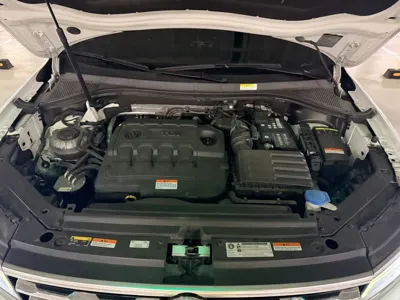 Volkswagen Tiguan 2020, 110790 км, за 14846.64 USD - фото 6