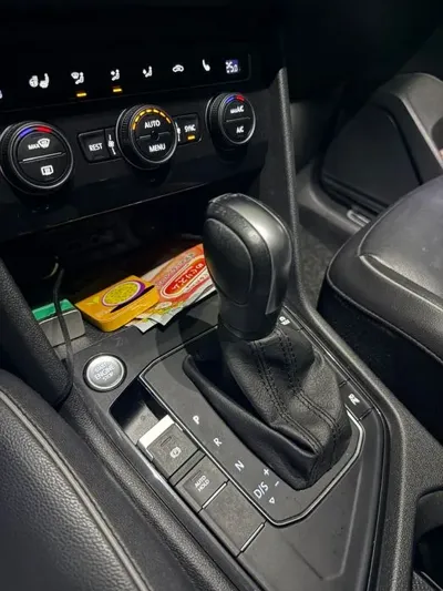Volkswagen Tiguan 2020, 110790 км, за 14846.64 USD - фото 9