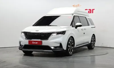 Kia Canival · 2021 год