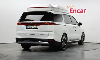 Kia Canival 2021, 118600 км, за 21721.84 USD