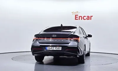 Hyundai Avante 2025, 12960 км, за 15742.92 USD