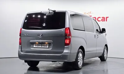 Hyundai Starex 2017, 125298 км, за 7139.08 USD
