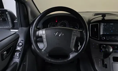 Hyundai Starex 2017, 125298 км, за 7139.08 USD - фото 12
