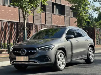 Mercedes-Benz GLA · 2022 год