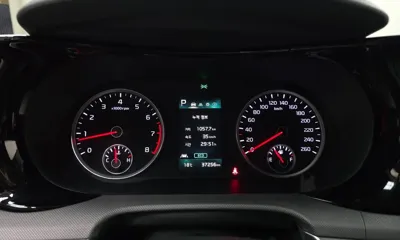Kia K5 2023, 37256 км, за 11655.92 USD - фото 8