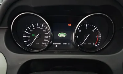 Land Rover Discovery Sport 2016, 127311 км, за 5807.73 USD - фото 8