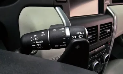 Land Rover Discovery Sport 2016, 127311 км, за 5807.73 USD - фото 17