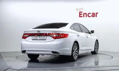 Hyundai Grandeur 2011, 115535 км, за 2931.6 USD
