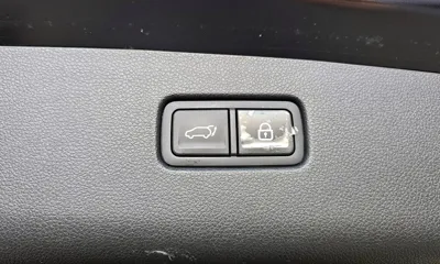Genesis GV70 2021, 107245 км, за 20546.15 USD - фото 32