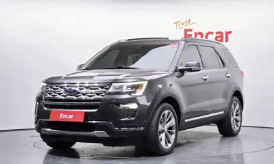 Ford Explorer · 2018 год