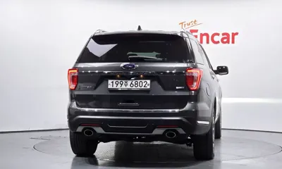 Ford Explorer 2018, 104215 км, за 10505.45 USD