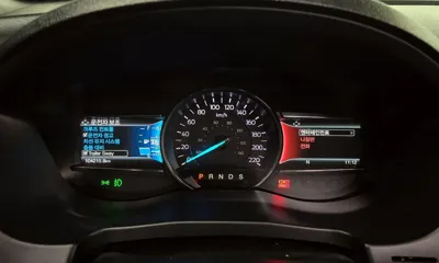 Ford Explorer 2018, 104215 км, за 10505.45 USD - фото 8
