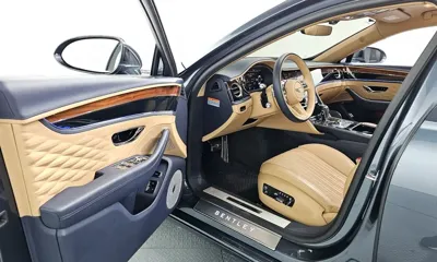 Bentley Flying Spur 2021, 32470 км, за 150978.08 USD - фото 10