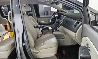 Kia Canival 2018, 137545 км, за 7400.07 USD - фото 10