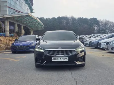 Kia K7 2018, 101741 км, за 8467.9 USD
