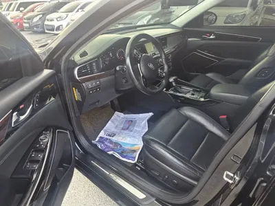 Kia K7 2018, 101741 км, за 8467.9 USD - фото 11