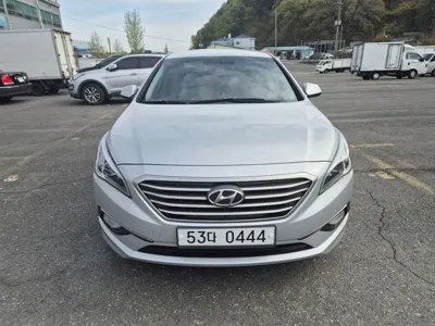 Hyundai Sonata 2015, 228134 км, за 2428.78 USD
