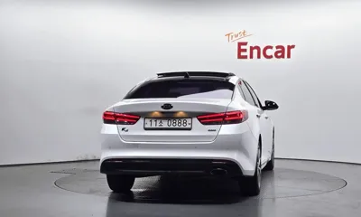 Kia K5 2016, 180204 км, за 6170.41 USD