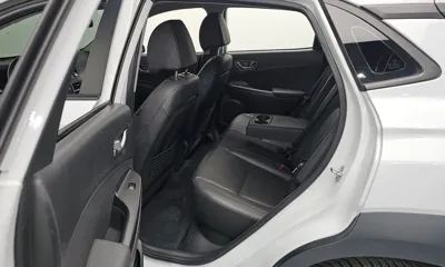 Hyundai Kona 2020, 127415 км, за 11356.18 USD - фото 11