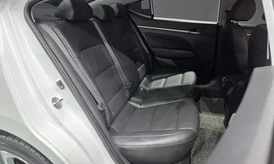 Hyundai Avante 2018, 74888 км, за 5612.45 USD - фото 11