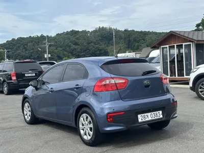 Kia Pride 2015, 138000 км, за 3569.54 USD